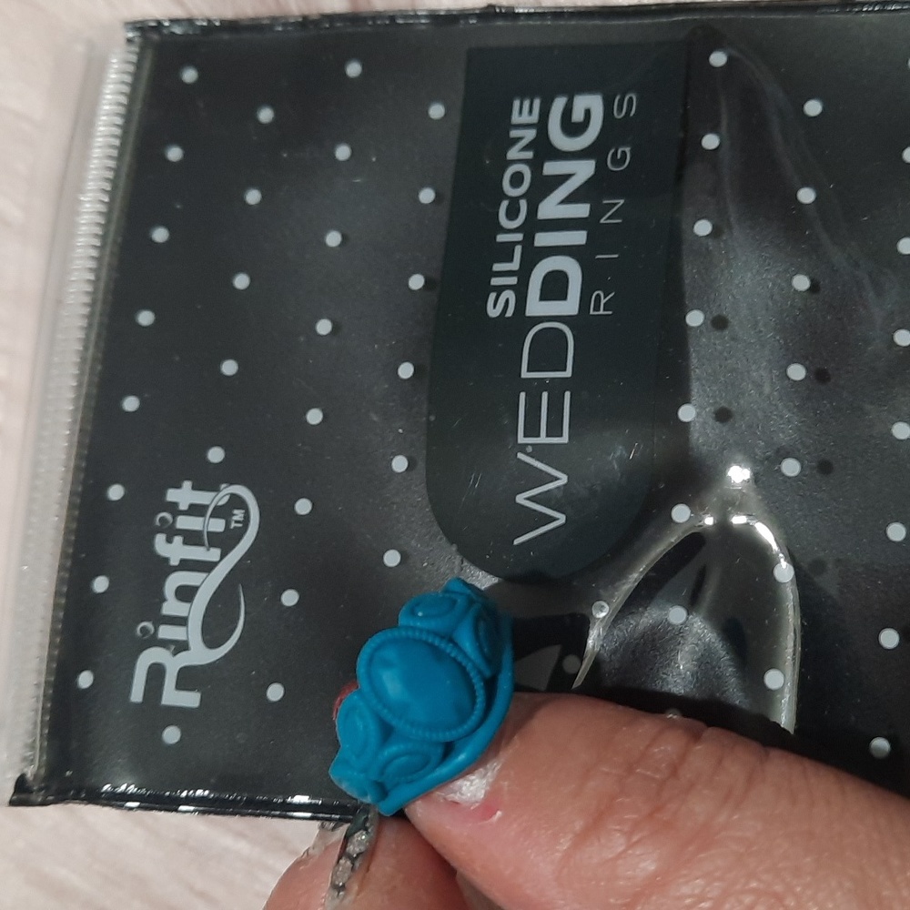 Rinfit silicone wedding ring in teal size 5